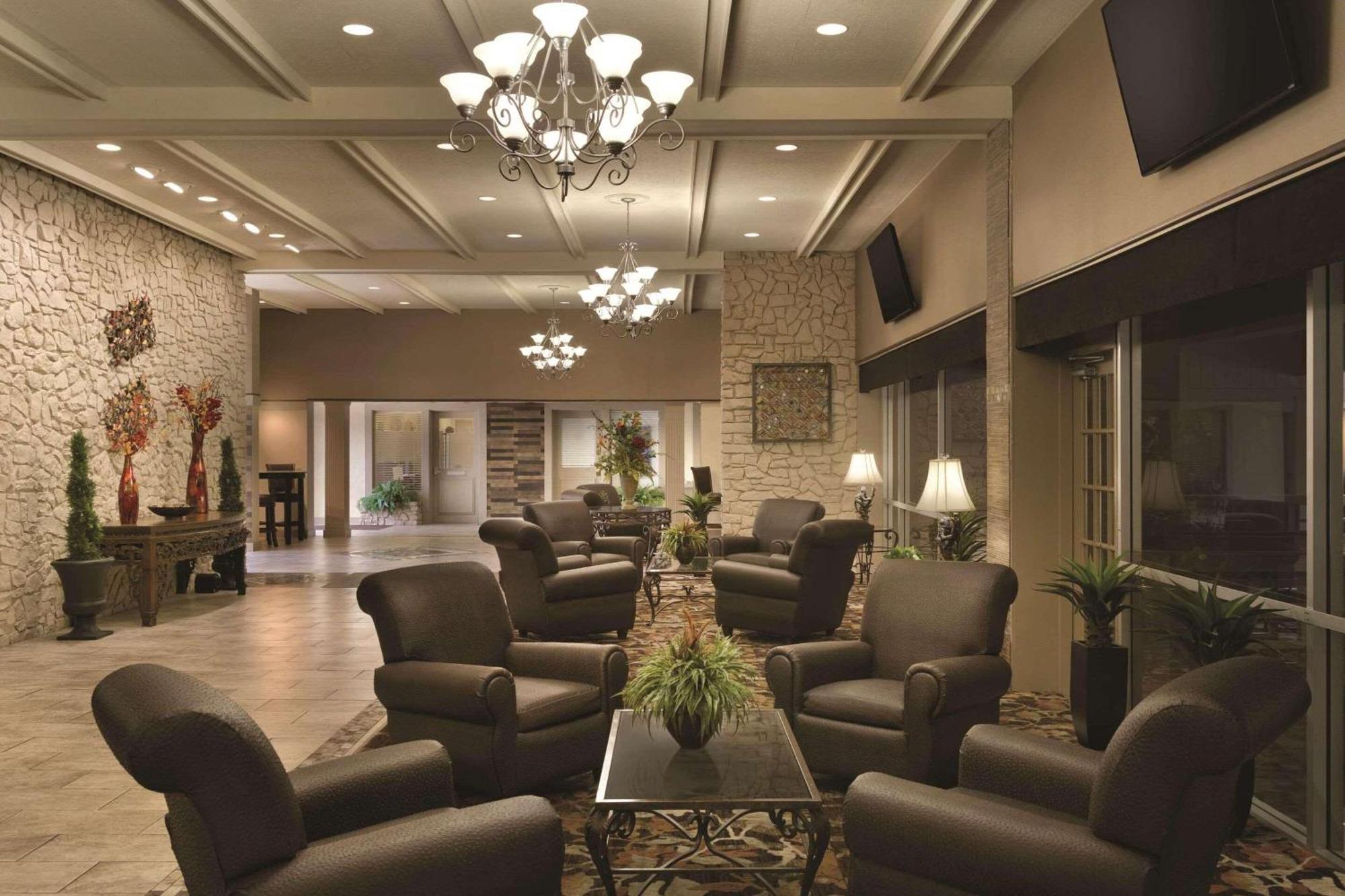 Radisson Hotel Louisville North Джефферсонвілл Екстер'єр фото